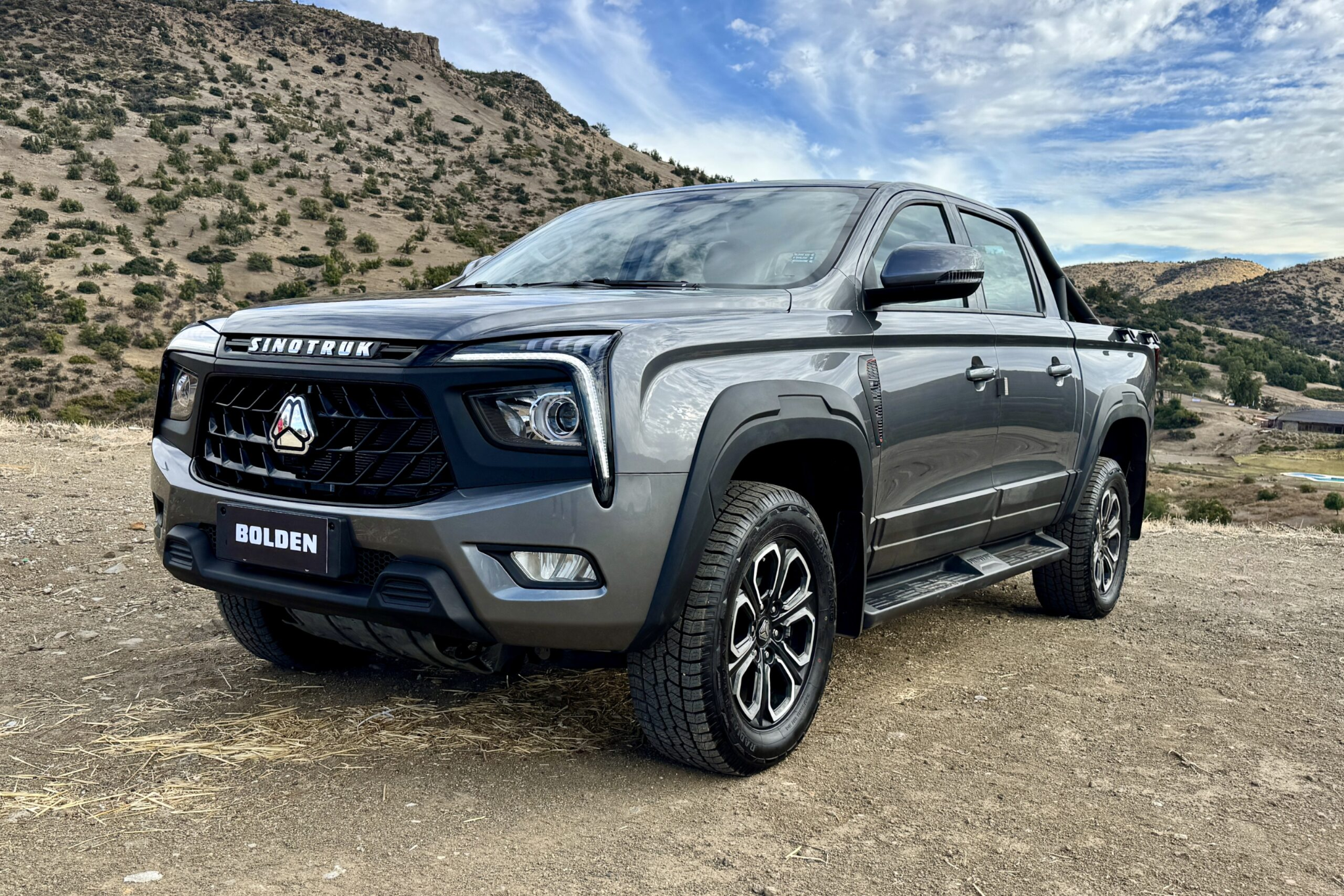 Vehículo Bolden SINOTRUK patrocinado por Starcars